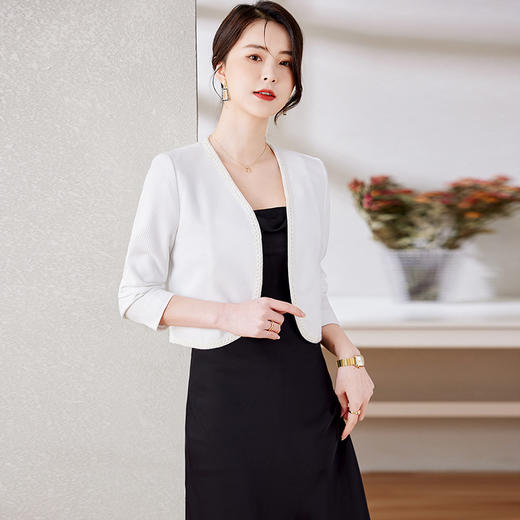 修身显瘦，百搭春秋季气质优雅时髦纯色开衫上衣短外套HR-WC8002AB9 商品图1