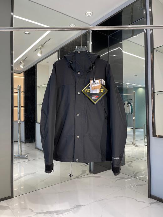 𝐓𝐡𝐞 𝐧𝐨𝐫𝐭𝐡 𝐟𝐚𝐜𝐞 𝟏𝟗𝟗𝟎 北面经典户外冲锋衣   TNF1001 商品图1