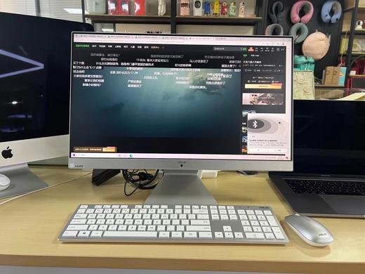 【编号HS142DM】稀缺好货！华硕厂家样机处理，全套包装配件，几乎全新，配置：AMD速龙3050U处理器/8G内存/256G固态/23.8寸1080P显示屏/配无线键盘鼠标，适合普通办公，网课作业， 商品图2