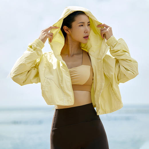 【户外防风面料】反光拼接连帽运动防风衣外套 商品图5