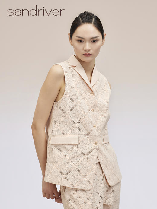 纯棉刺绣西装领无袖上衣 SJS95W023W 商品图4