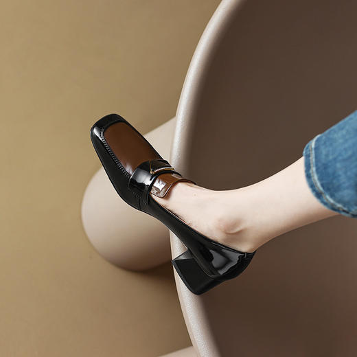 法式复古，粗跟玛丽珍职业拼色女春秋高跟鞋方头粗跟漆皮单鞋HCY-3307 商品图1