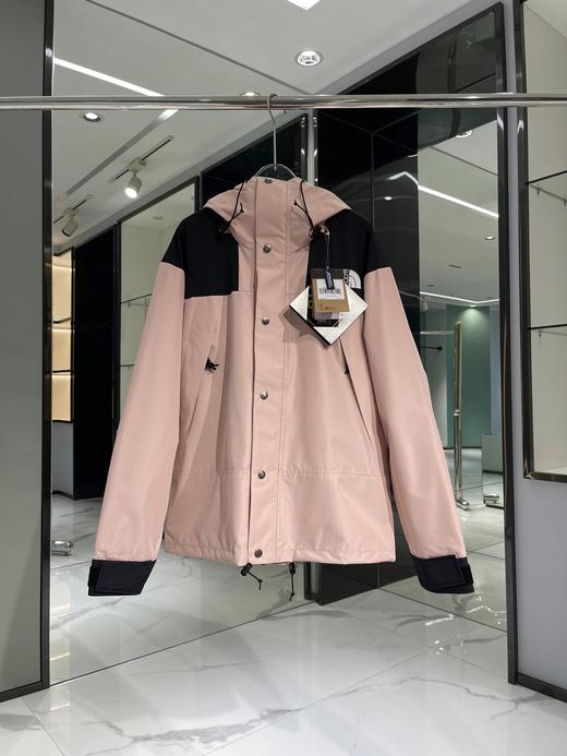 𝐓𝐡𝐞 𝐧𝐨𝐫𝐭𝐡 𝐟𝐚𝐜𝐞 𝟏𝟗𝟗𝟎 北面经典户外冲锋衣   TNF1001 商品图2