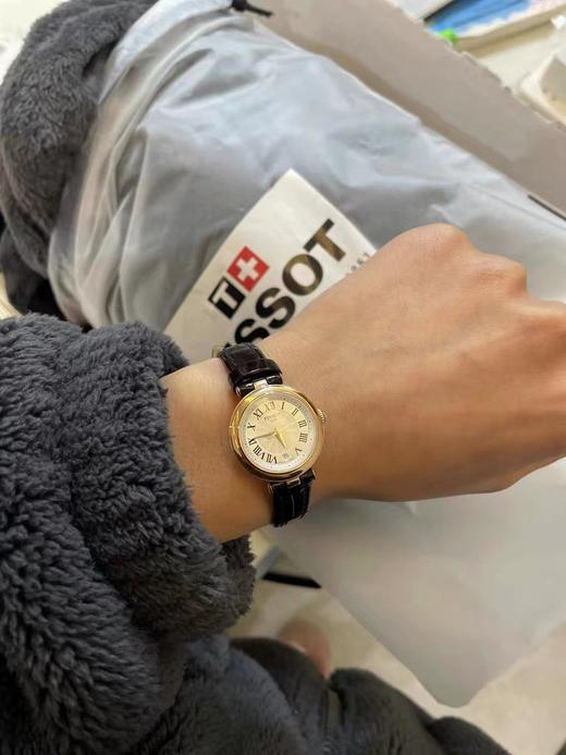 TISSOT天梭当季新品，嘉丽小美人女装皮带腕表，当红炸子鸡，型号T126. 商品图3