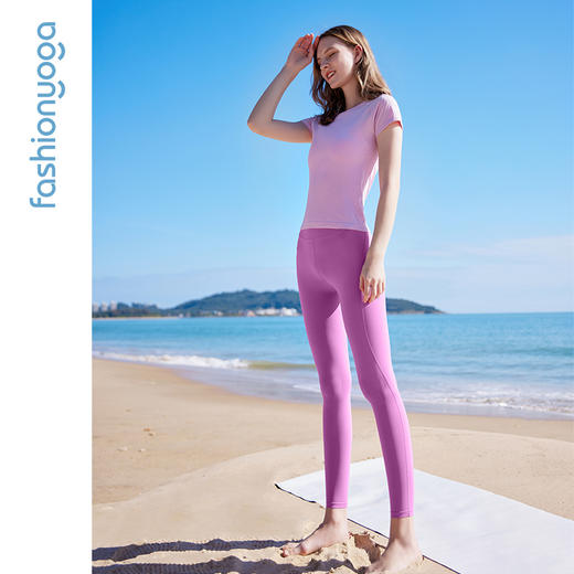 【双11满减】凡圣瑜伽Q弹条纹一体织短袖 F13309 商品图11