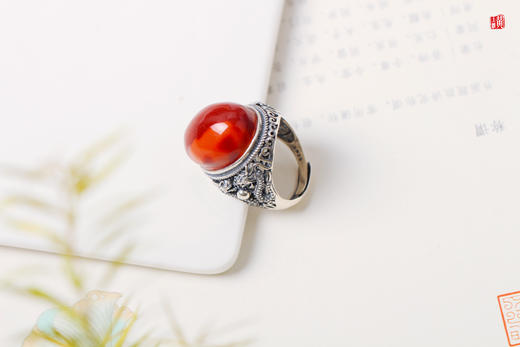 【双龙戏珠】南红柿子红戒指 商品图4