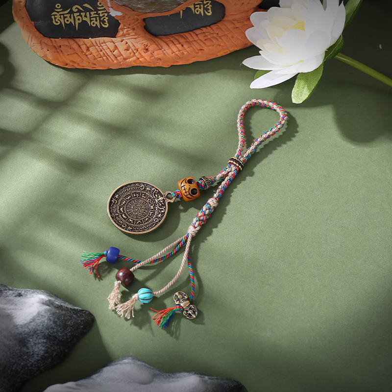 九宫八卦牌 随身便携小挂饰  九宫八卦车挂 可随身携带 也可以挂于门上车上