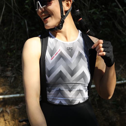 GRC桀骜无尽春夏季新款女士CMYK系列轻薄透气快干骑行打底排汗衫 商品图1