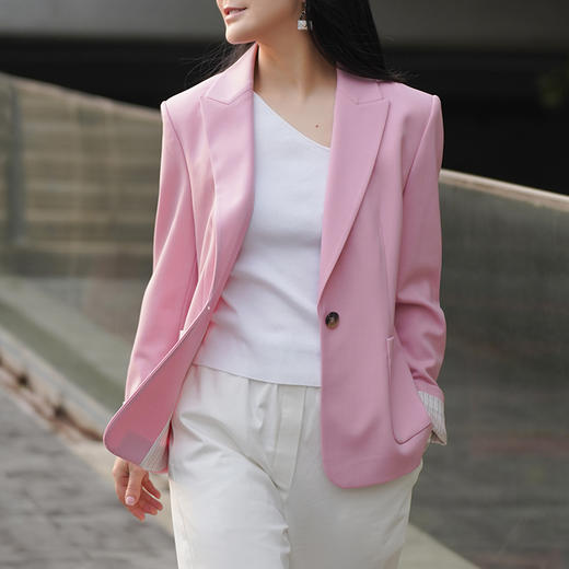  Laurel劳芮 不对称设计感背心M006-001 商品图0