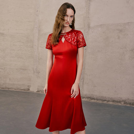 EITIE爱特爱夏季新款气质镂空精致A版显瘦礼服连衣裙7477101 商品图3