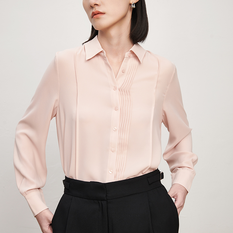 22242  IN AND ON  水柔气质风琴褶衬衫