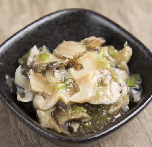 即食芥末章鱼芥末海螺片220g/盒，精选刺身级章鱼/海螺肉制作而成，日料寿司料理，刺身即食小菜，爽脆弹口，肉质紧实，辛辣爽口，开胃下酒菜，全国包邮（偏远地区除外） 商品图2