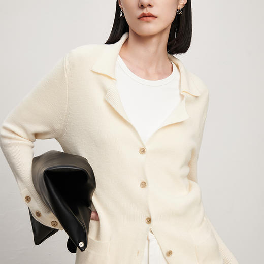 IN AND ON 针织衫开衫女春秋新款百搭显白百搭西装领针织上衣 商品图2