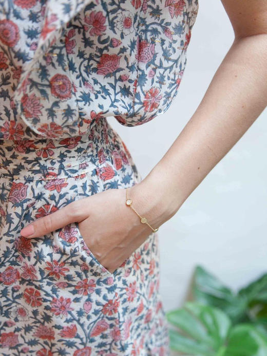 CAPSULE | Bliss Bracelet Multi-color Nature Stone or white mother shell [ 多彩宝石/白母贝手链 ] 商品图4