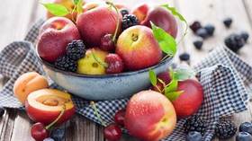 水果富含维生素可大量食用？