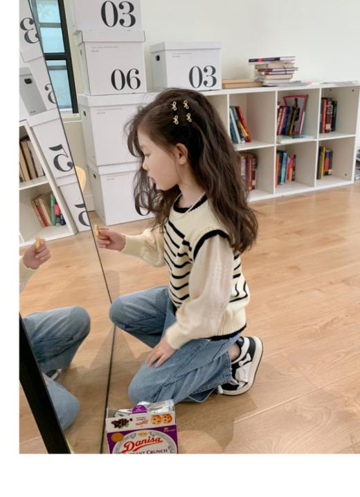 儿童款假两件圆领条纹针织马甲（88737）柔软亲肤不易起球变形🌸袖口有做螺纹袖口的设计☺️宽松的版型很好穿不挑人‼️ 商品图3