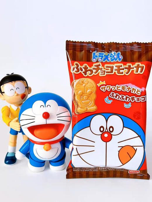 哆啦A梦巧克力威化饼干17g 商品图0