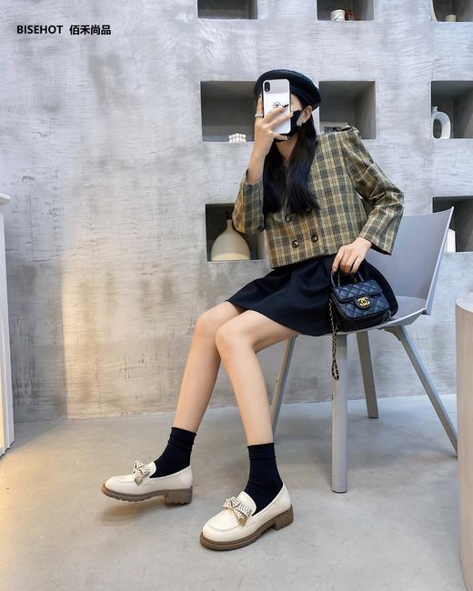 2023年春季蝴蝶结白色小皮鞋 商品图2