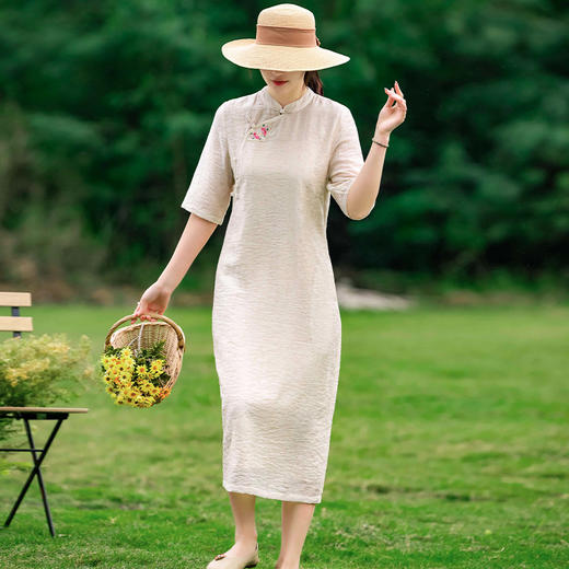 YM S358 2023春夏禅意风改良旗袍古典气质绣花立领开襟天丝提花文艺连衣裙 商品图3