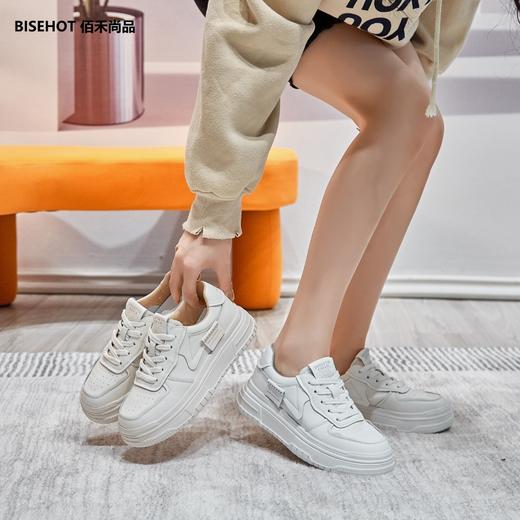 2023年春季厚底舒适百搭板鞋运动休闲高级感增高软底小白鞋 商品图5