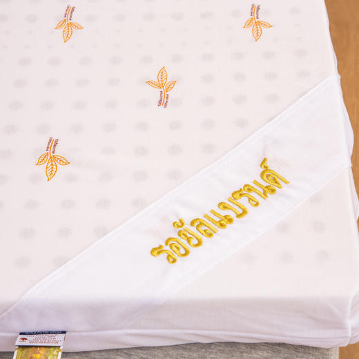 泰国皇家天然乳胶床垫 商品图3