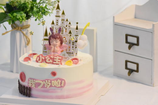 【小公主蛋糕】动物奶油，鲜鲜水果+牛奶布丁，原味蛋糕胚；每个小女孩儿，都是小公主~ 商品图2