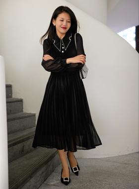 镇场子气质小黑裙