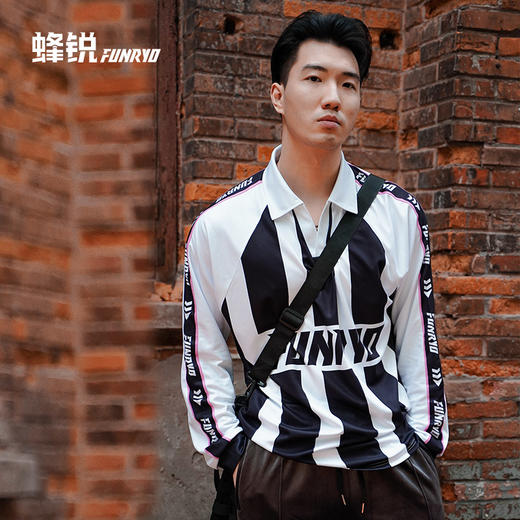 蜂锐定制复古主题球衣廓形足球运动长袖条纹翻领训练足球服 商品图3