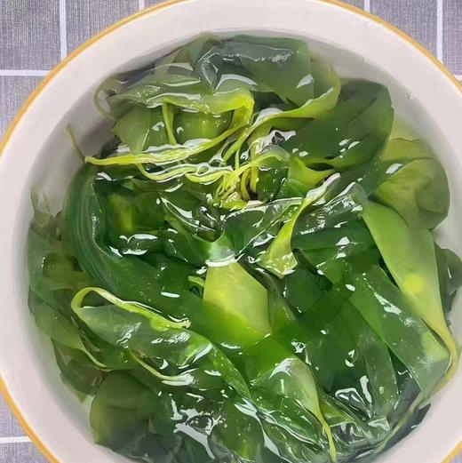周三送，福利🧧今年头茬，新鲜海带苗，精选优质海带苗装箱，多吃也不用担心长肉肉哦，海带苗本身就是0⃣️脂肪，还可以大人小孩都补钙👍
🌈凉拌海带苗更是减肥佳品，🌈炖汤涮火锅更是一绝👍🏻3斤/箱 商品图1