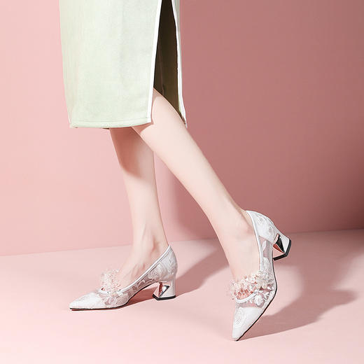 网纱时尚水钻花朵粗跟浅口单鞋，春秋尖头中高跟女瓢鞋YSML-A060-K751-4 商品图1