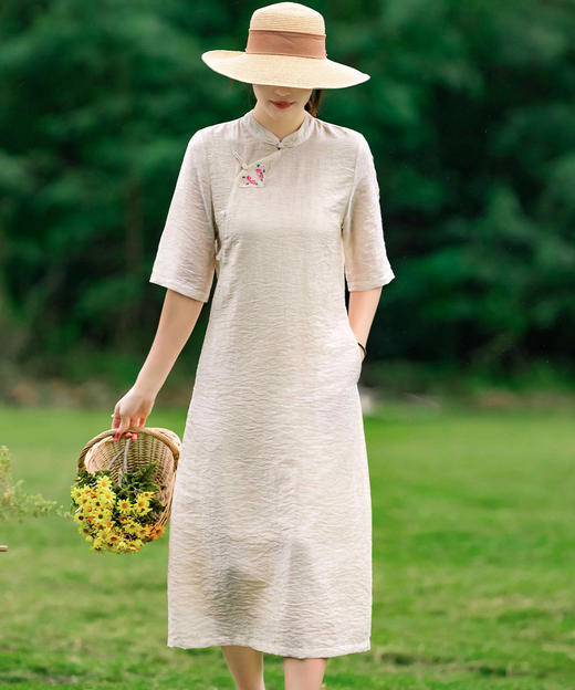 HM-S358春夏禅意风改良旗袍古典气质绣花立领开襟天丝提花文艺连衣裙 商品图1