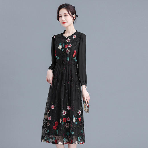 QYM SY23C21-Y重工刺锈连衣裙纱网中长款A字裙 商品图4