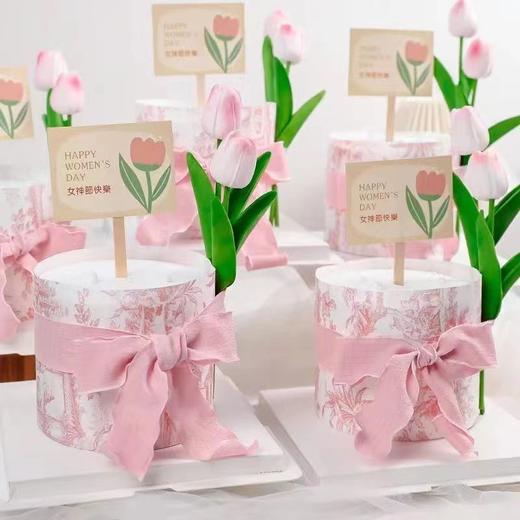 【女神之爱】动物奶油、新鲜水果布丁夹心，糯米蛋糕胚；郁金香的花语：体贴，博爱，高雅，聪颖，能干！完美女神代表~ 商品图0