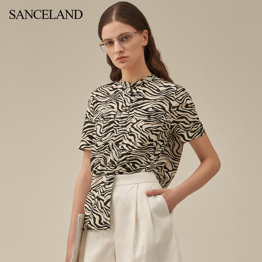【2F】SANCELAND三石一澜23春双绉真丝衬衣短袖黑白印花衬衫SH11101082 商品图1