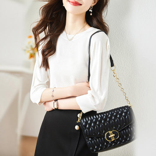 圆领冰丝半袖打底衫，春夏新款内搭短款针织衫通勤显瘦上衣CC-AB7129 商品图2