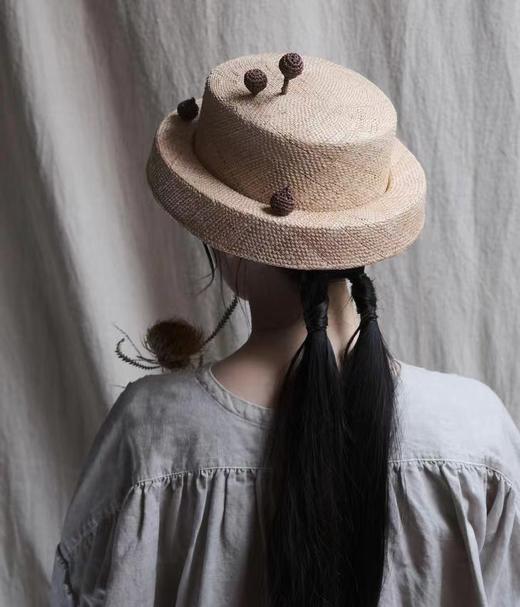 kreuzzz  原色moru手钩红果平顶草帽 商品图4