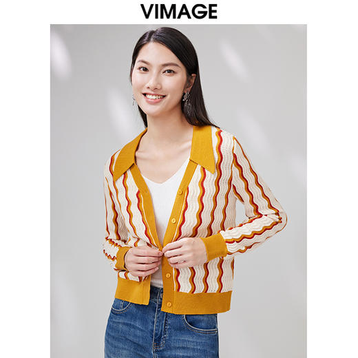 VIMAGE纬漫纪春季新款明亮鲜活翻领条纹显瘦百搭时尚针织开衫VA2301103 商品图2