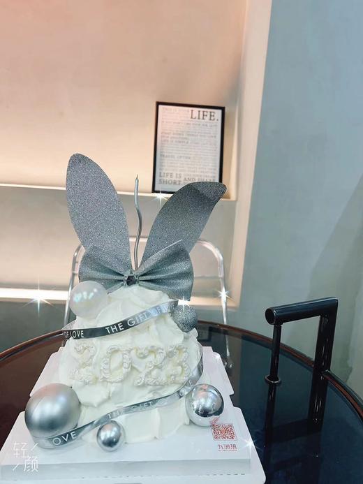 银色兔女郎 商品图1