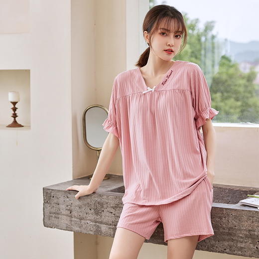 【冰丝家居服套装！舒适到像裸穿】2023年新款女士睡衣冰丝莫代尔短袖短裤冰丝顺滑，柔软透气，超可爱亲肤睡衣两件套，穿上不想脱下来！轻薄吸汗透气时尚百搭，纯棉短袖短裤夏季薄款可外穿家居服套装 商品图3