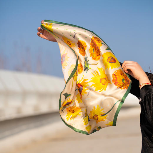 「2023新款桑蚕丝方巾」PSQUEEN 法式真丝方巾 经典复古系列 53*53cm 柔软亲肤 商品图8