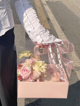 花盒蛋糕（每日花材随机搭配，不固定）