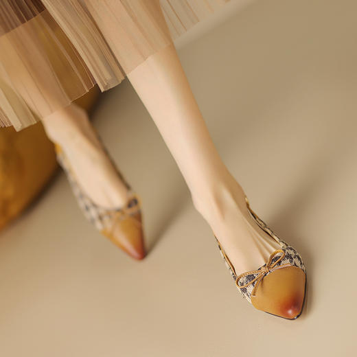 春季新款，千鸟格纹拼接里外全皮后空凉鞋HCY-K3385 商品图5