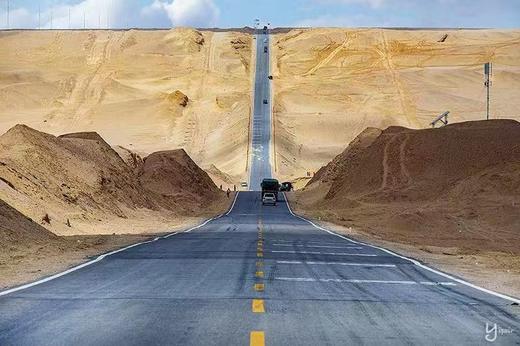 青海“秘境”黑独山、胭脂山、艾肯泉、茫崖、察尔汗盐湖、水上雅丹、俄博梁&小众雅丹地貌9天摄影团 商品图1