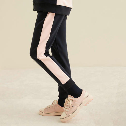 【连帽运动上衣外套】21年秋女童运动外套儿童女宝连帽上衣 商品图2