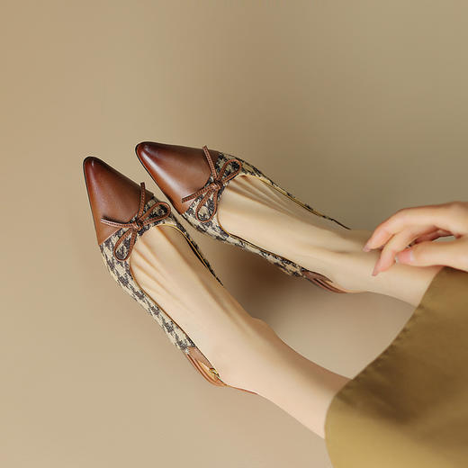 春季新款，千鸟格纹拼接里外全皮后空凉鞋HCY-K3385 商品图4