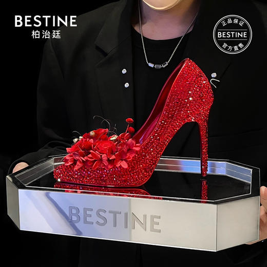 VBEINGS花语 高定玫瑰花水晶鞋 永生花送女友老婆求婚告白生日礼物摆件 商品图8