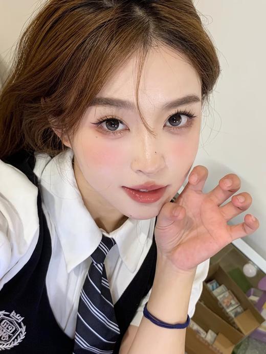 「高端美瞳」富婆之选 WINNI 甜心黑灰 cobi black 14.2 年抛 含硅水凝胶 商品图5