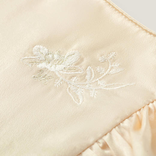 【商场同款】英氏女童连衣裙夏装桑蚕丝公主裙洋气礼仪裙 商品图3