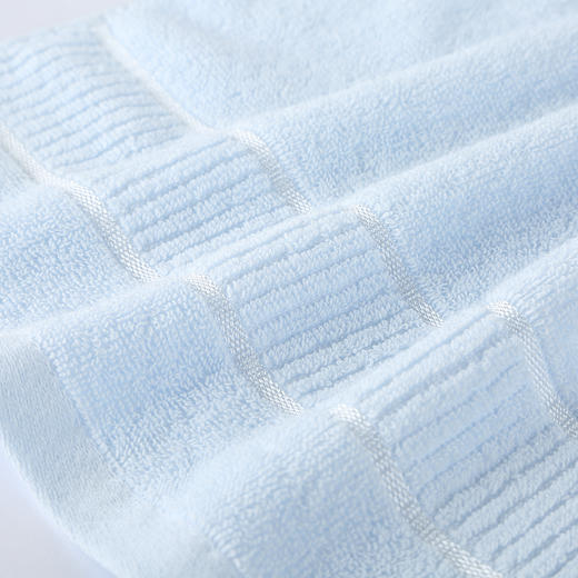 洁丽雅臻雅 3货号：W0441
包装：三条装礼盒 商品图11