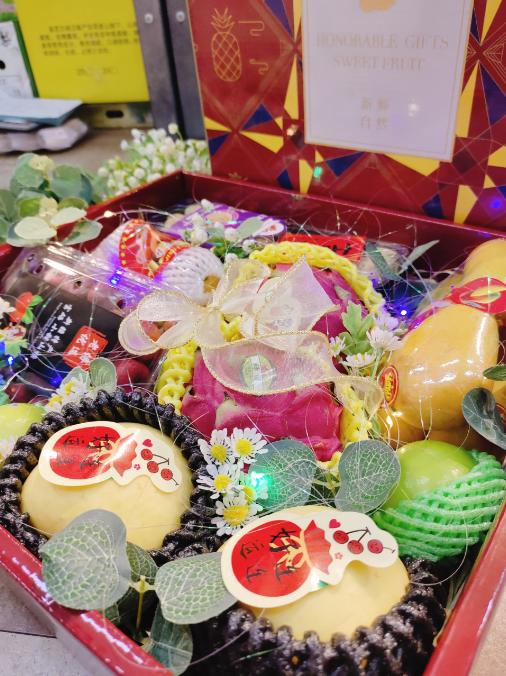 女神节礼盒（红礼盒）拼团 商品图1